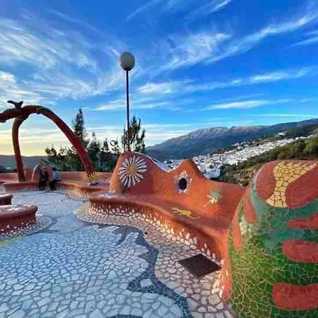 El Huevo. Centro De